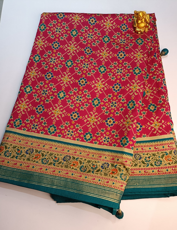 Pink Colour Ikkat Cotton Saree with Contrast Blouse Piece