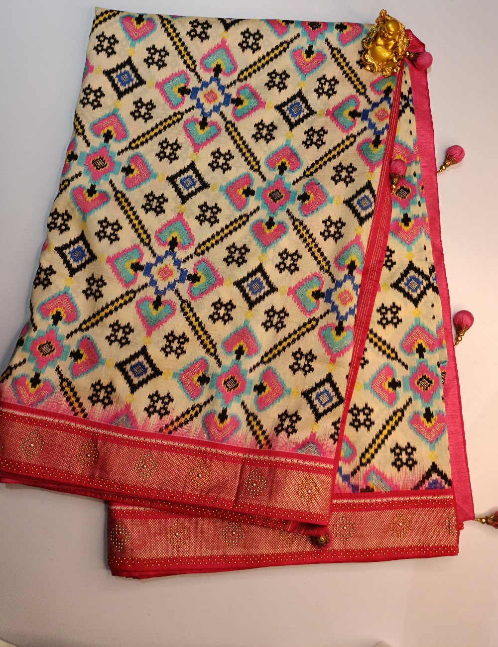 Cream Ikkat Cotton Saree with Contrast Pink pallu and blouse