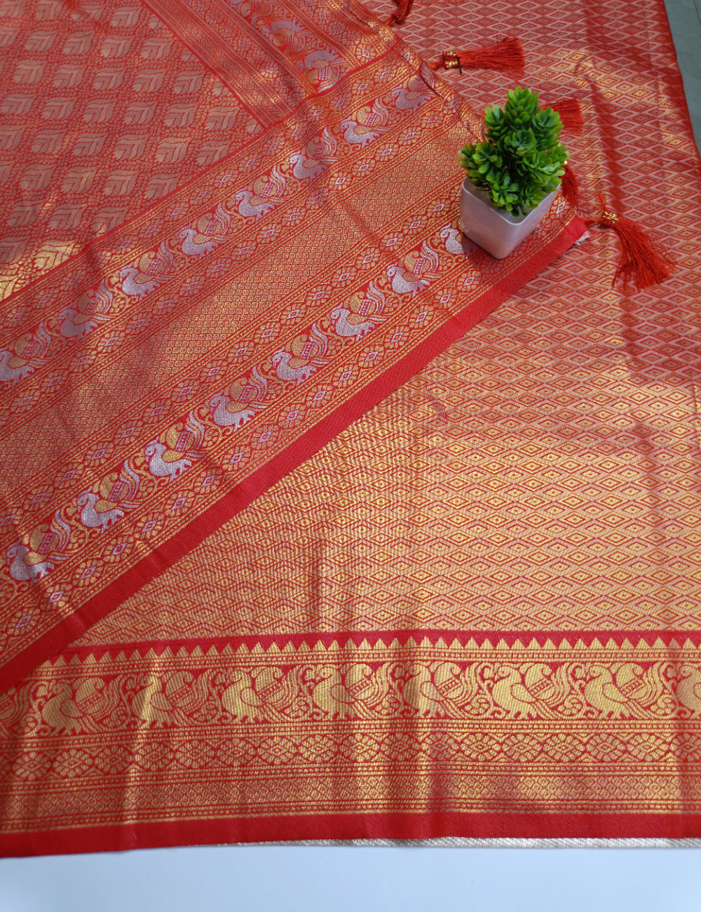 Cream Colour  Silk Saree with Pink Contrast Border and blouse